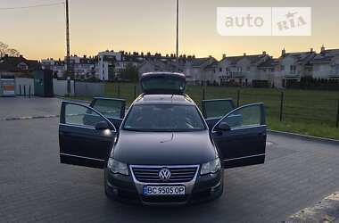 Універсал Volkswagen Passat 2007 в Червонограді