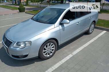 Седан Volkswagen Passat 2007 в Хмельницком