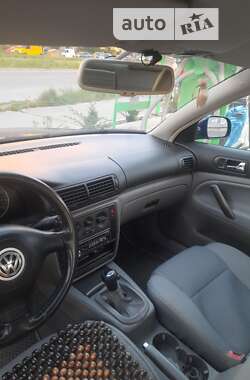 Седан Volkswagen Passat 2002 в Вінниці