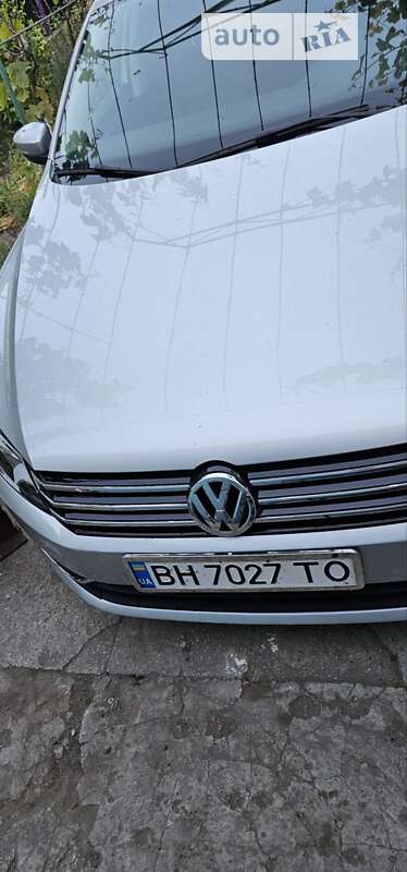 Седан Volkswagen Passat 2013 в Белгороде-Днестровском