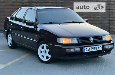 Седан Volkswagen Passat 1994 в Вінниці