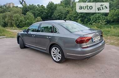 Седан Volkswagen Passat 2017 в Житомирі