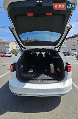 Универсал Volkswagen Passat 2018 в 