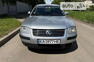 Седан Volkswagen Passat 2000 в Бобровице