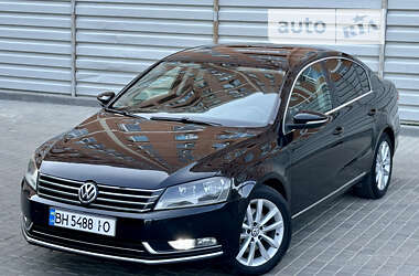 Седан Volkswagen Passat 2010 в Одесі