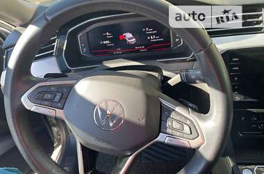 Седан Volkswagen Passat 2020 в Одессе