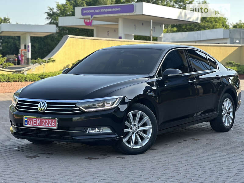 Седан Volkswagen Passat 2019 в Берегово