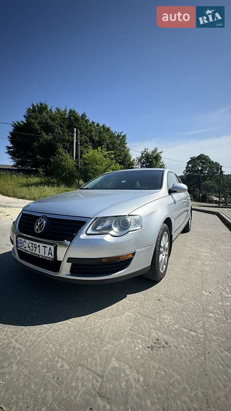 Volkswagen Passat 2010