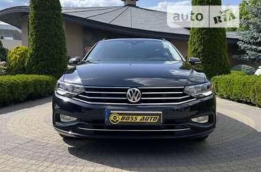 Универсал Volkswagen Passat 2020 в Львове