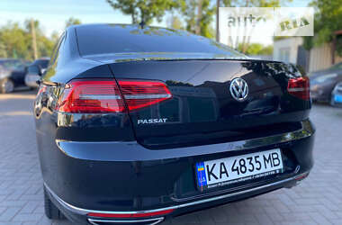 Седан Volkswagen Passat 2018 в Кривому Розі
