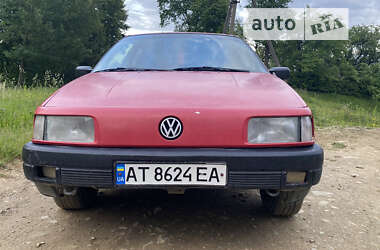 Седан Volkswagen Passat 1990 в Косове