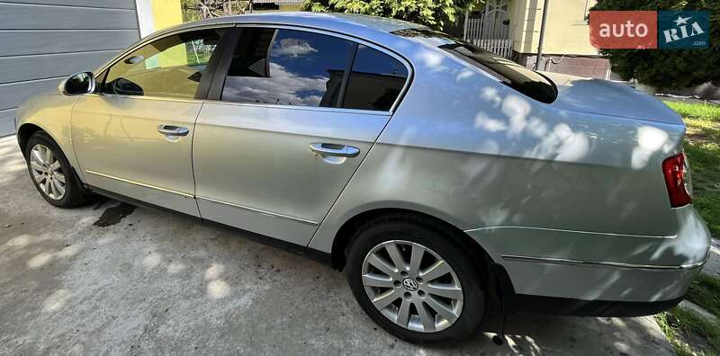 Седан Volkswagen Passat 2009 в Берегово