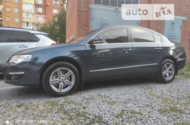 Седан Volkswagen Passat 2008 в Полтаве