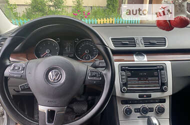 Седан Volkswagen Passat 2012 в Черкасах