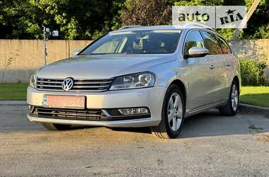 Универсал Volkswagen Passat 2011 в Киеве