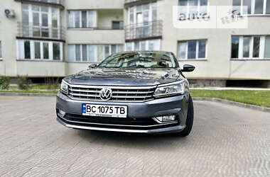 Седан Volkswagen Passat 2017 в Стрые