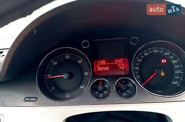 Универсал Volkswagen Passat 2005 в Харькове