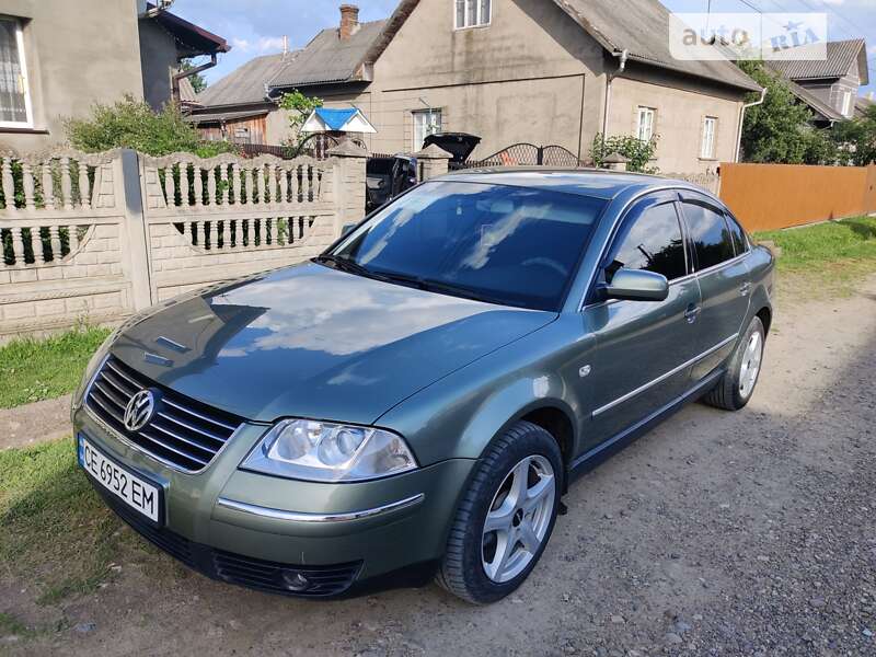 Седан Volkswagen Passat 2003 в Глыбокой