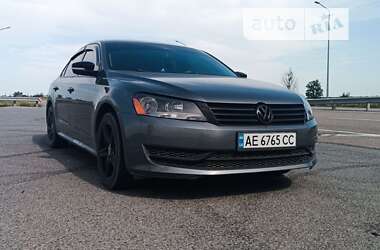 Седан Volkswagen Passat 2013 в Каменском