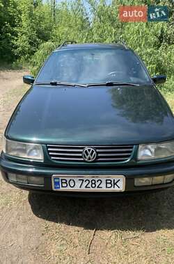 Универсал Volkswagen Passat 1996 в 