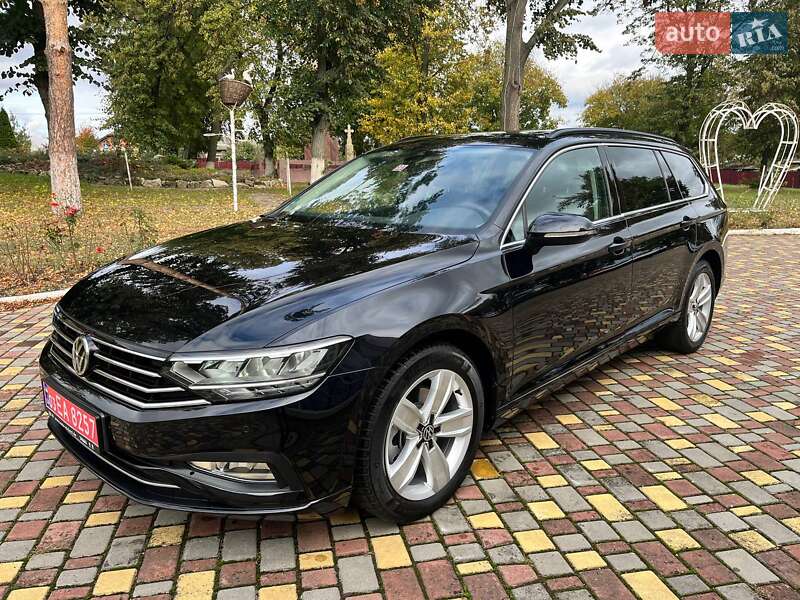 Універсал Volkswagen Passat 2019 в Києві