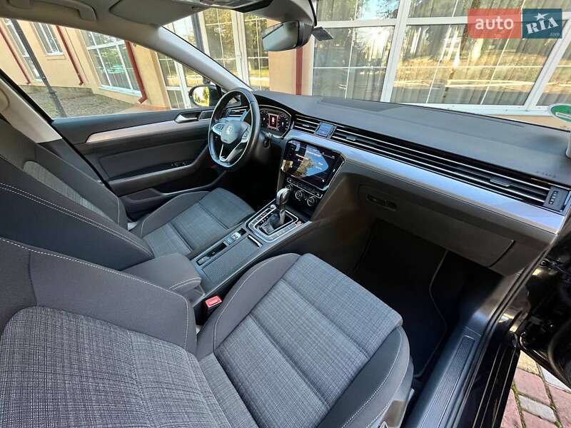 Універсал Volkswagen Passat 2019 в Києві