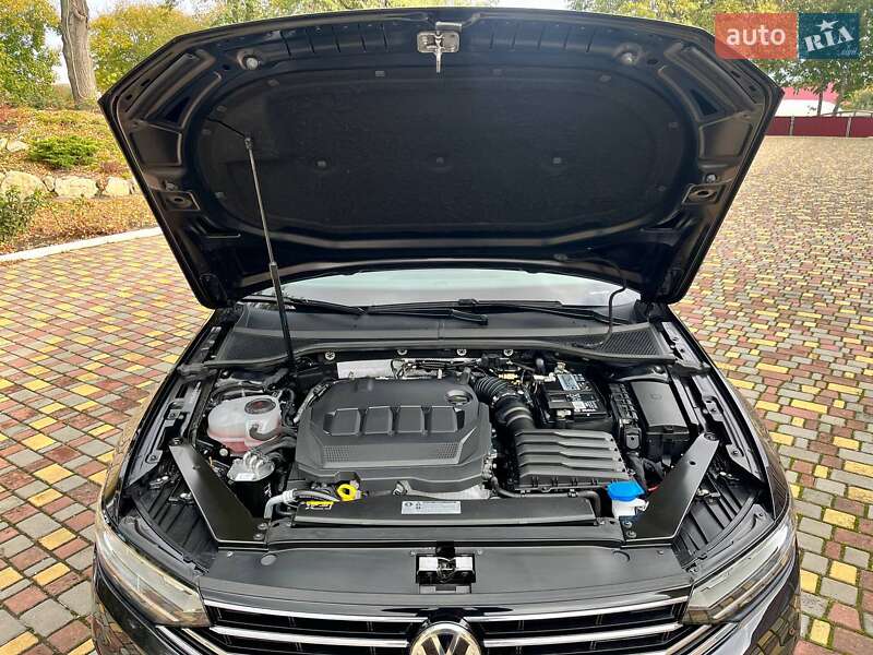 Універсал Volkswagen Passat 2019 в Києві