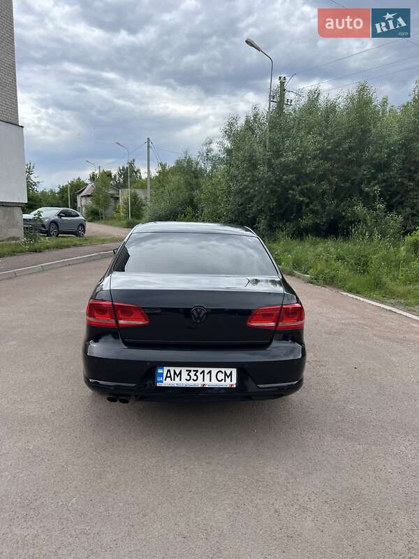 Седан Volkswagen Passat 2012 в Коростені