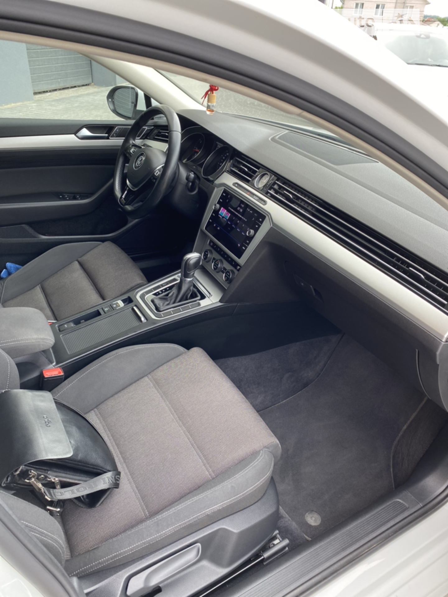 2018 Volkswagen Passat - мініатюра 12