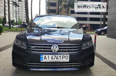 Седан Volkswagen Passat 2018 в Києві