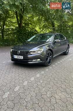 Седан Volkswagen Passat 2019 в Киеве