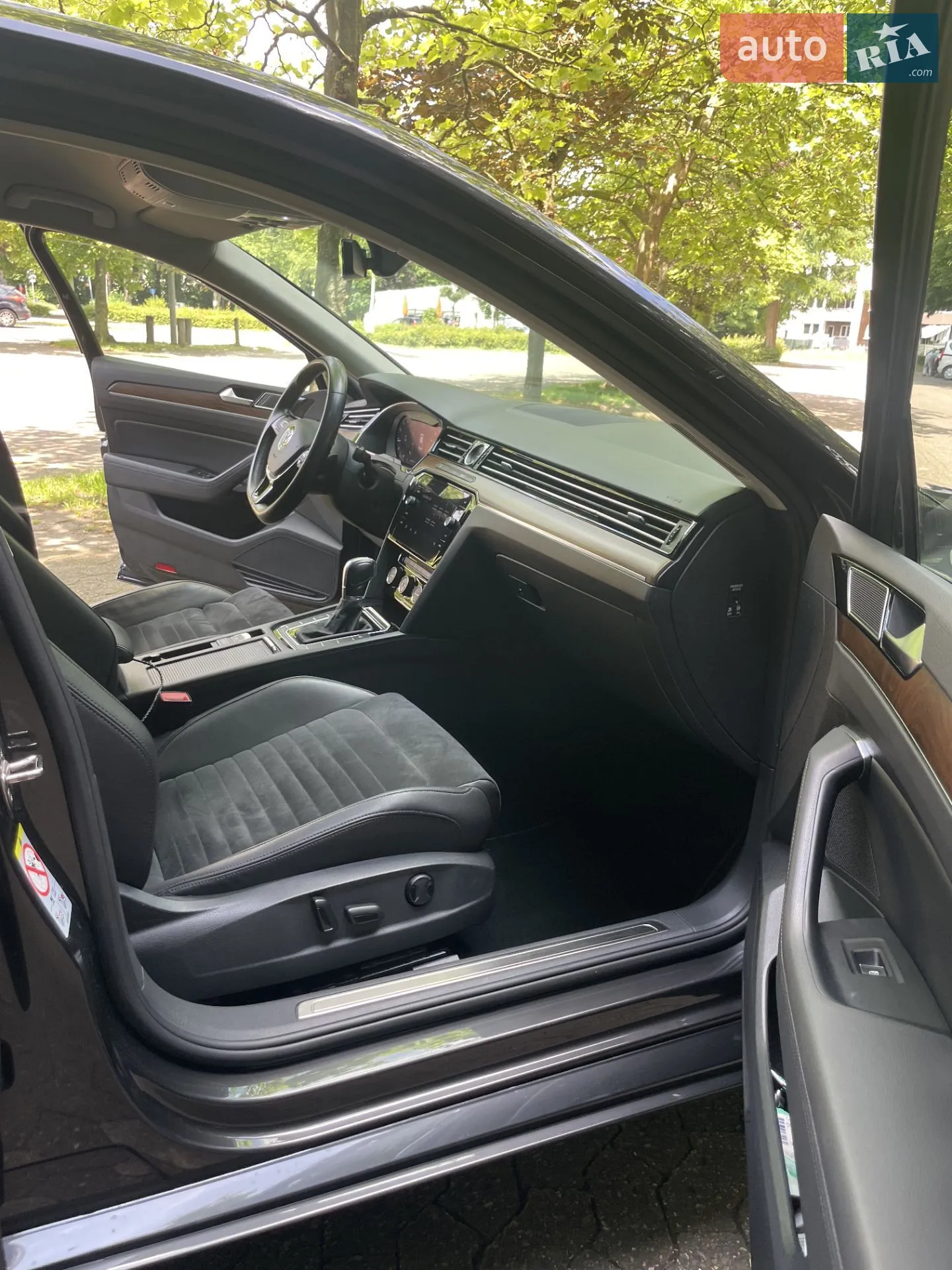2019 Volkswagen Passat - мініатюра 15