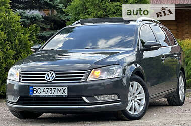 Универсал Volkswagen Passat 2013 в Дрогобыче