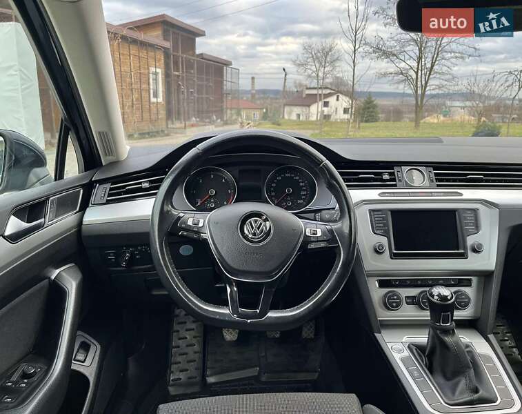 Универсал Volkswagen Passat 2016 в Золочеве фото 61 Универсал Volkswagen Passat 2016 в Золочеве