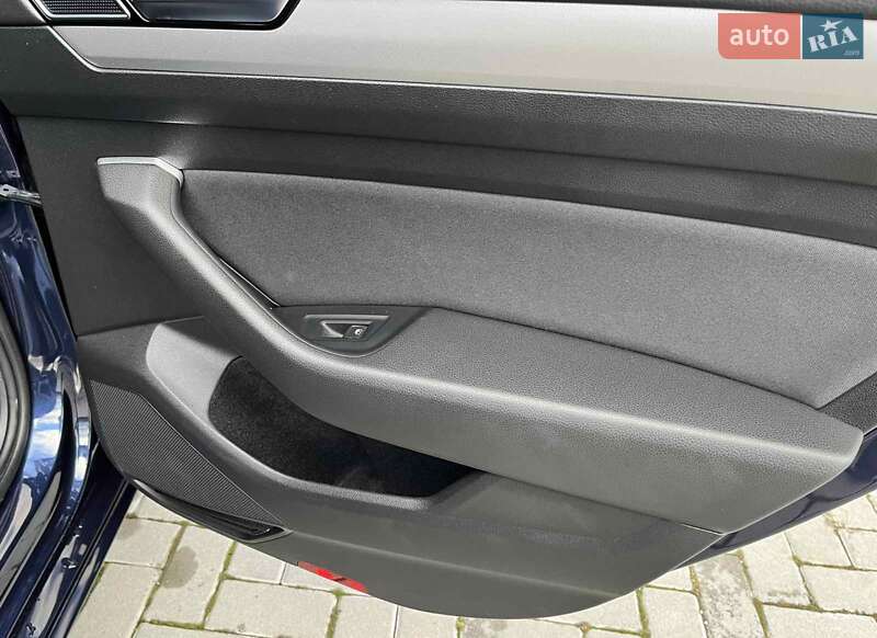 Универсал Volkswagen Passat 2016 в Золочеве фото 69 Универсал Volkswagen Passat 2016 в Золочеве