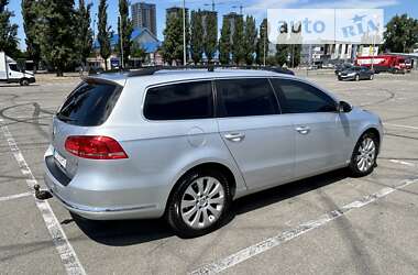 Універсал Volkswagen Passat 2011 в Києві