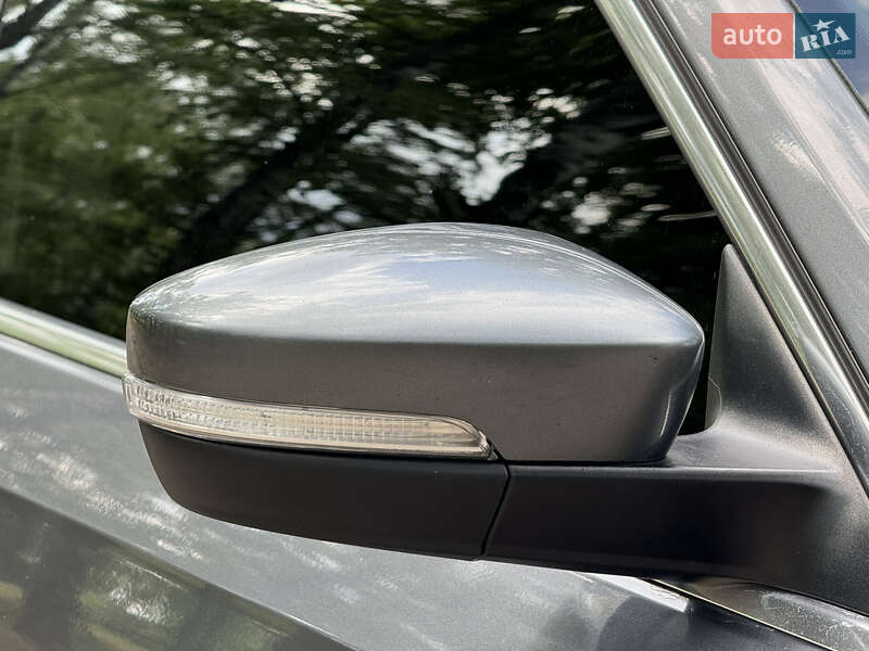 Седан Volkswagen Passat 2013 в Ахтырке