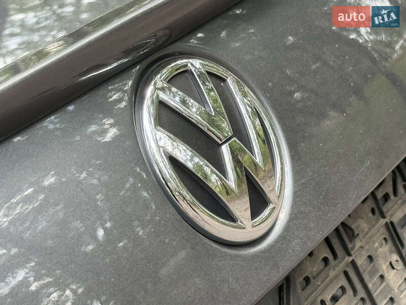 Седан Volkswagen Passat 2013 в Ахтырке