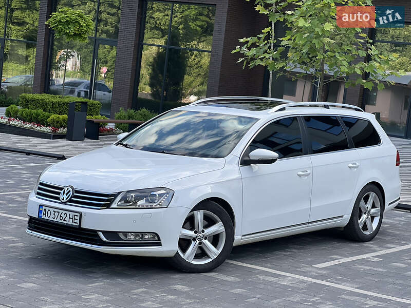Универсал Volkswagen Passat 2011 в Ужгороде