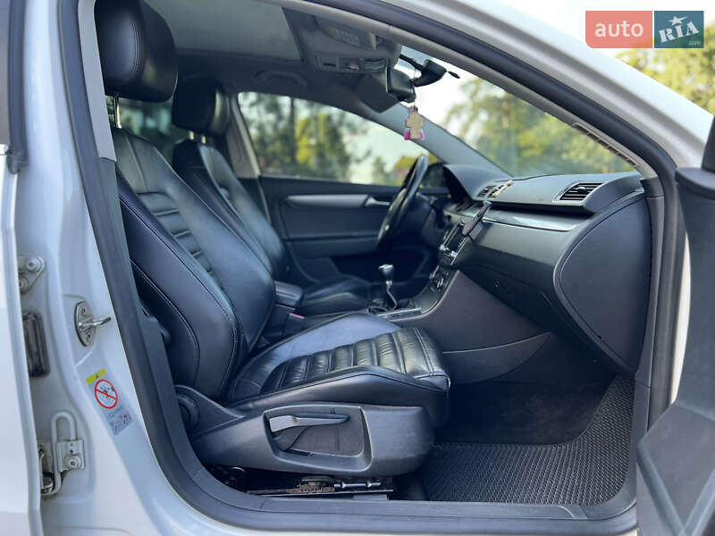 Универсал Volkswagen Passat 2011 в Ужгороде