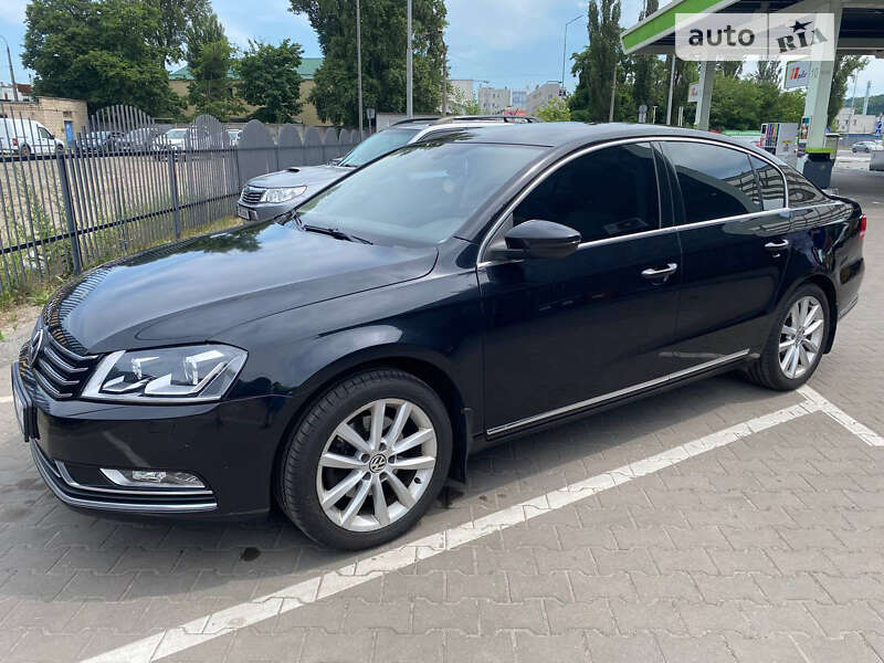 Volkswagen Passat 2011