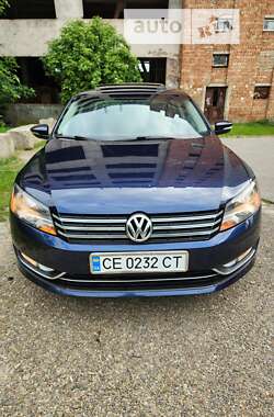 Седан Volkswagen Passat 2014 в Черновцах