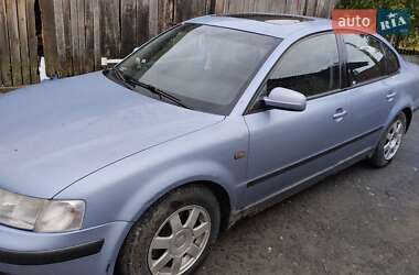 Седан Volkswagen Passat 1998 в 