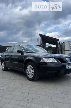 Седан Volkswagen Passat 2002 в Ковелі