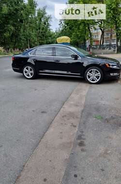 Седан Volkswagen Passat 2014 в Ірпені