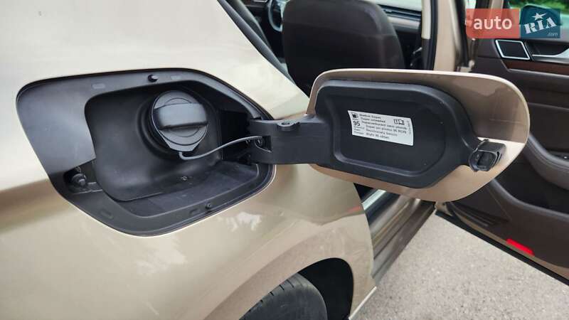 Седан Volkswagen Passat 2015 в Долинській