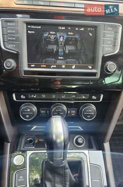 Седан Volkswagen Passat 2015 в Долинской