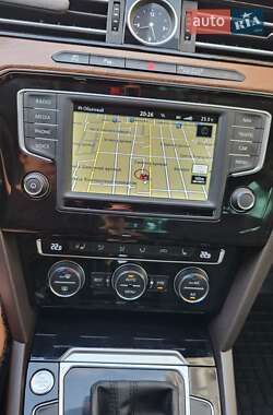 Седан Volkswagen Passat 2015 в Долинской