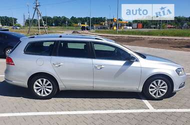 Універсал Volkswagen Passat 2014 в Луцьку