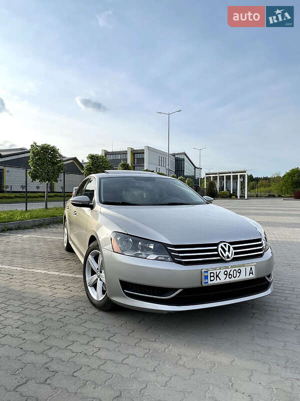 Volkswagen Passat 2012